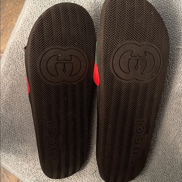 GUCCI SLIDES - Picture 5 of 7